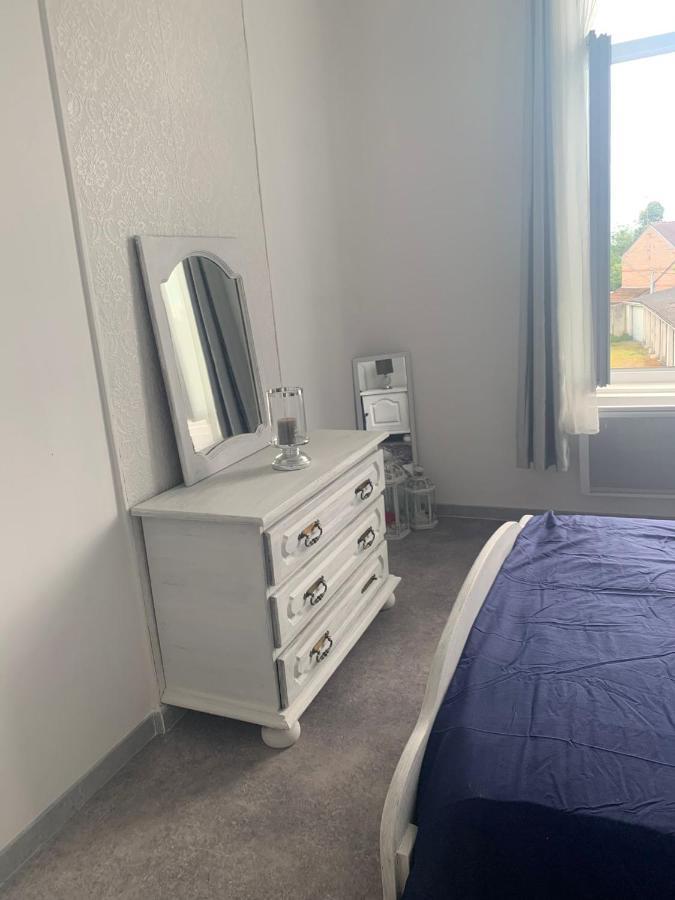 Charmante Petite Maison Maubeuge Extérieur photo